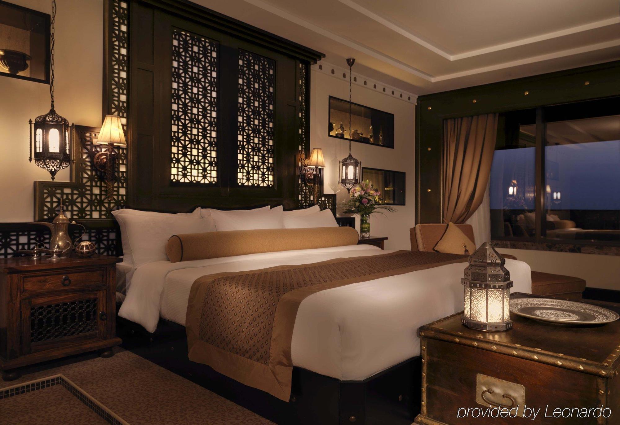 Radisson Blu Resort, Sharjah Bilik gambar Deluxe Suite