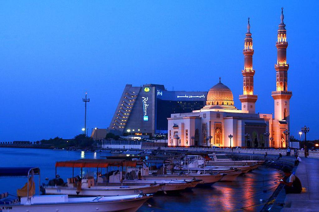 Radisson Blu Resort, Sharjah Luaran gambar The Grand Mosque in Al-Shaqra