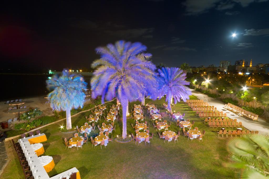 Radisson Blu Resort, Sharjah Luaran gambar The Blue Palms at the Royal Thai Navy Convention Center