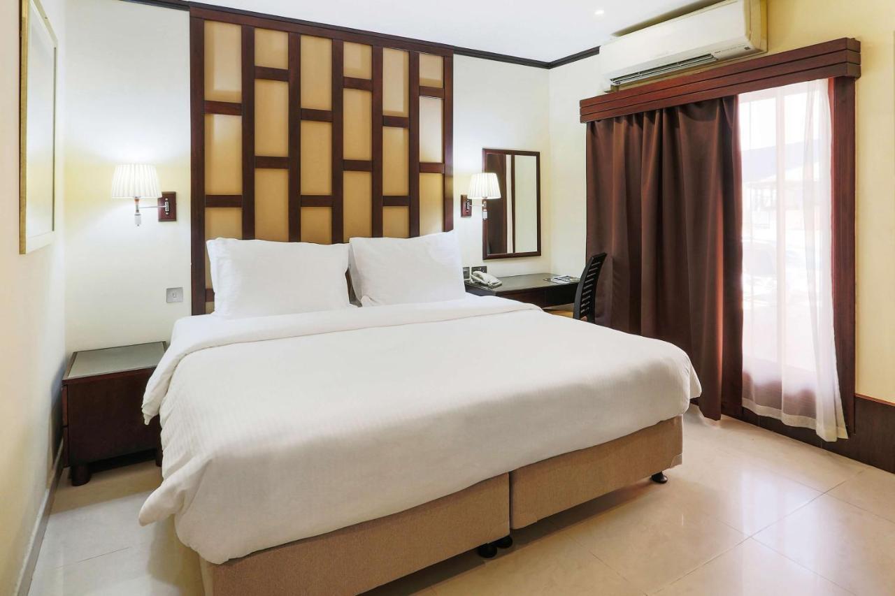 Radisson Blu Resort, Sharjah Luaran gambar A bedroom at the hotel