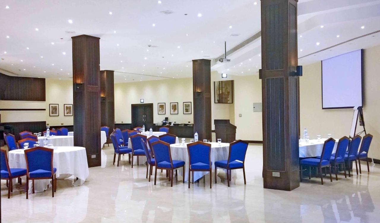 Radisson Blu Resort, Sharjah Luaran gambar The ballroom at the hotel